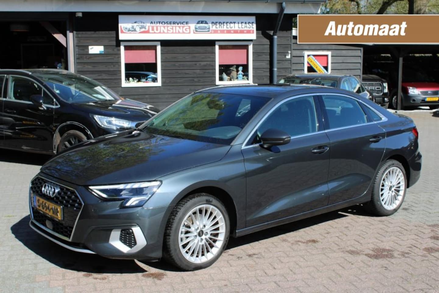 Audi A3 Limousine - Limousine 30 TFSI Advanced edition automaat - trekhaak - AutoWereld.nl