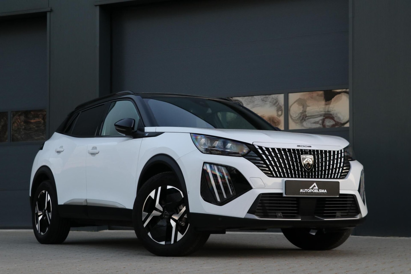 Peugeot e-2008 - EV |GT| Avantage 54 kWh AdaptiveCruise 360 View Blindspot Leer/Alcantara Sfeerverlicht Led - AutoWereld.nl