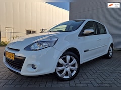 Renault Clio - 1.6 Night & Day AUTOMAAT NAVI PSENSOR CRUISE 2 X SLEUTELS