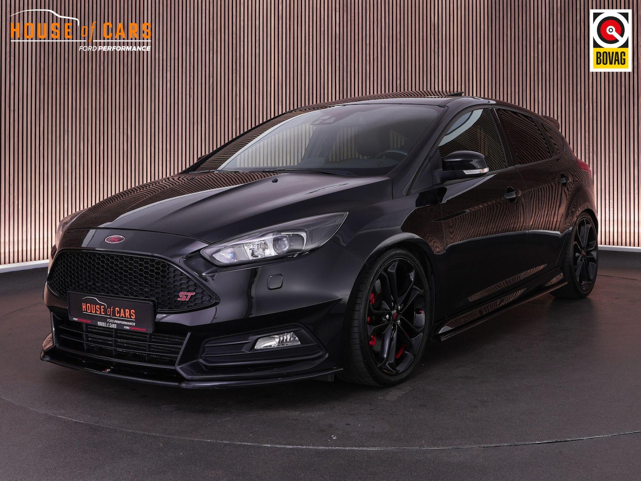 Ford Focus - ST-3 2.0 250pk PERFORMANCE PACK |Milltek|Maxton|KW suspensions|schuif/kantel|sony|Apple Ca - AutoWereld.nl