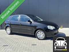 Volkswagen Polo - 1.4-16V Optive
