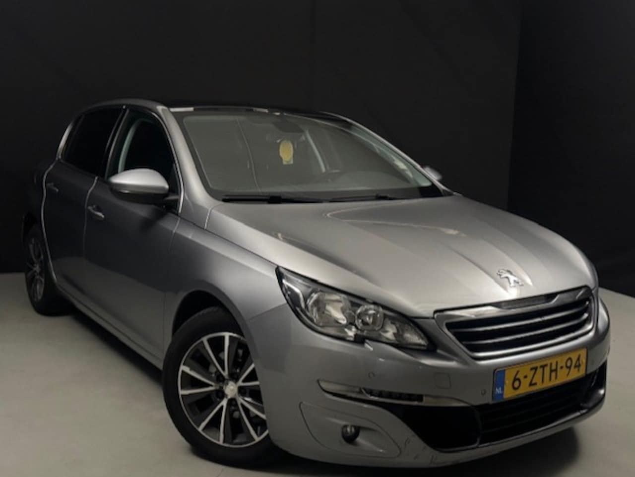 Peugeot 308 - 1.6 BlueHDi Blue Lease Executive NAVI* - AutoWereld.nl