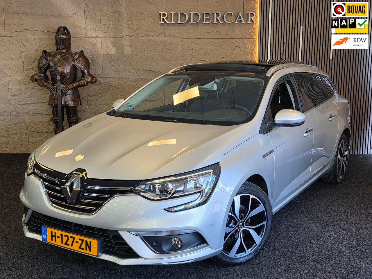 Renault Mégane Estate - 1.3 TCe Bose|GARANTIE|NAP|1E EIG|PANO|LEDER|CRUISE|NAVI|STOELVERW - AutoWereld.nl
