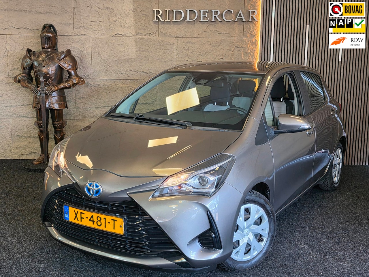 Toyota Yaris - 1.5 Hybrid Active|GARANTIE|NAP|CRUISE|BLUETOOTH|LINE ASS|AIRCOI - AutoWereld.nl