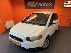 Mitsubishi Colt - 1.3 / 5 DEURS / EDITION TWO / NAVI / AIRCO