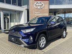 Toyota RAV4 - 2.5 HYBRID PARK-SENSOREN STOEL/STUURVERW LM-VELGEN AD-CRUISE LEDER CAMERA BLUETOOTH CLIMA