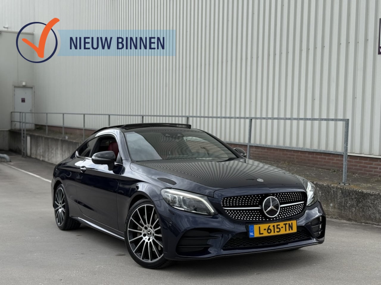 Mercedes-Benz C-klasse Coupé - 300 Coupé AMG Premium Plus | Pano | Burmester | Designo | 258PK - AutoWereld.nl