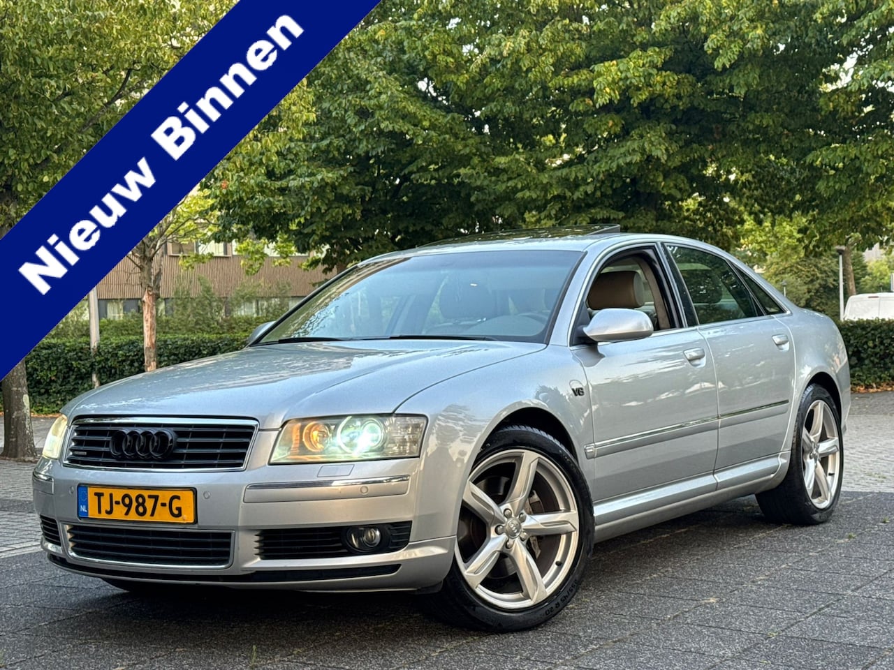 Audi A8 - 4.2 quattro Lang Pro Line V8 340PK+ Quattro 20”S8-Pano-Xen! - AutoWereld.nl