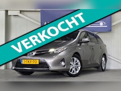 Toyota Auris Touring Sports - 1.8 Hybrid Lease+ Onderhouden Trekhaak Pano Leer IPA Mooi