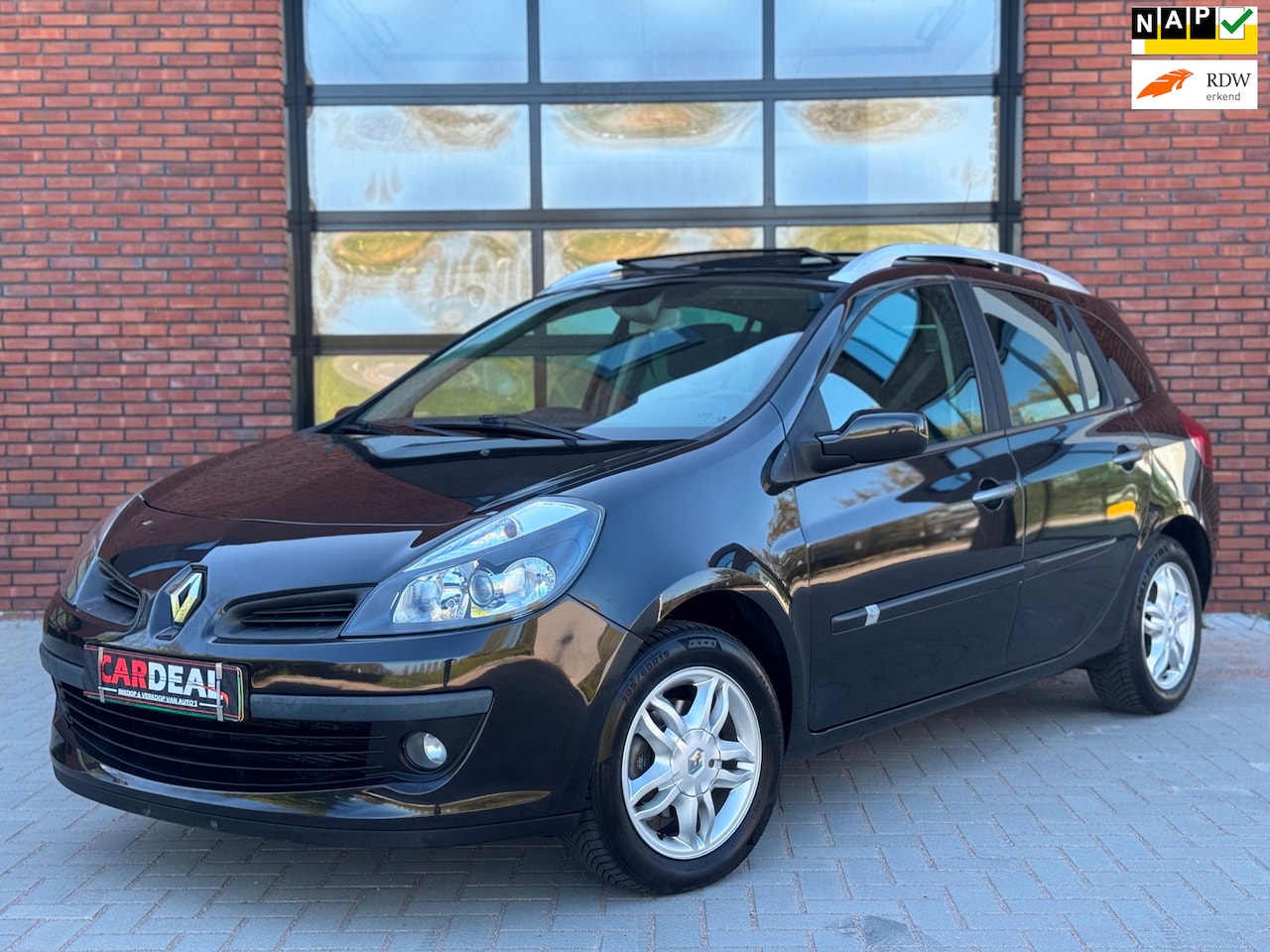 Renault Clio Estate - 1.6-16V Dynamique AUTOMAAT|PANO|XENON|TOP - AutoWereld.nl