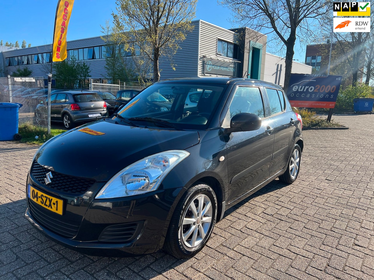 Suzuki Swift - 1.2 Comfort - AIRCO - AUTOMAAT - 5 DEURS - NAP ! - AutoWereld.nl