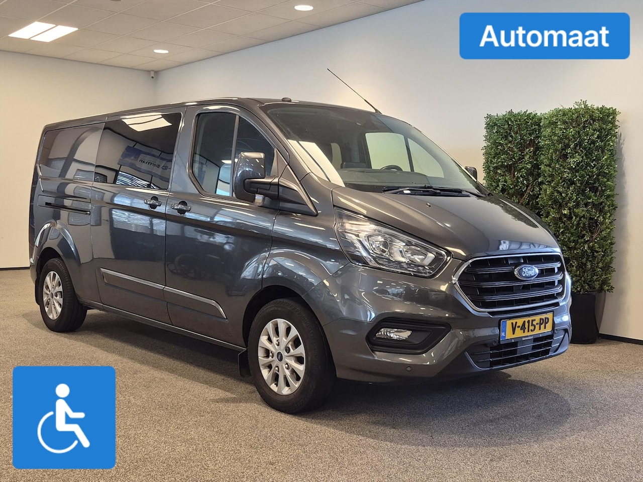 Ford Transit Custom - L2H1 Rolstoelbus Automaat 5+1 - AutoWereld.nl