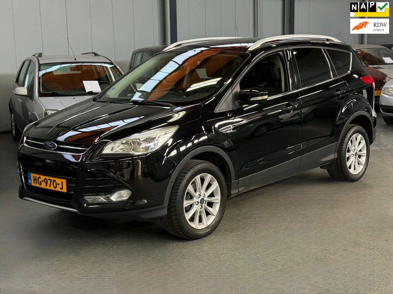 Ford Kuga - 1.5 EcoBoost Titanium 150pk Trekhaak Navi Camera - AutoWereld.nl
