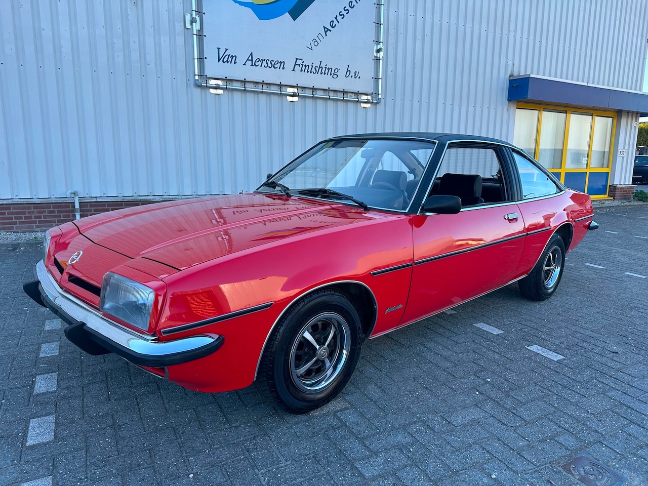 Opel Manta - 1900 S - AutoWereld.nl