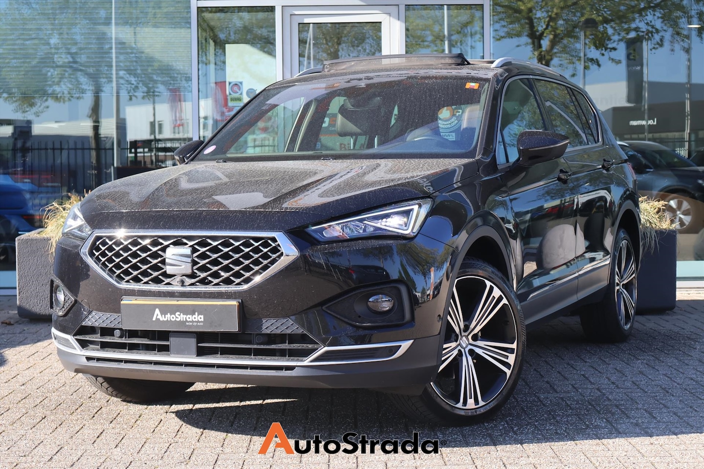 SEAT Tarraco - 1.5 Business Intense TSI 150pk | Pano | Stoelverwarming | Keyless | Virtual | 360 Camera - AutoWereld.nl