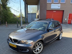 BMW 1-serie - 118i High Executive | Nieuwe ketting | 04-2027 APK