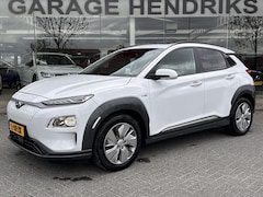 Hyundai Kona Electric - EV Fashion Sky 64 kWh | SOH: 96, 8% | Sky PANO Dak | HUD | Dodehoek Detectie | LED