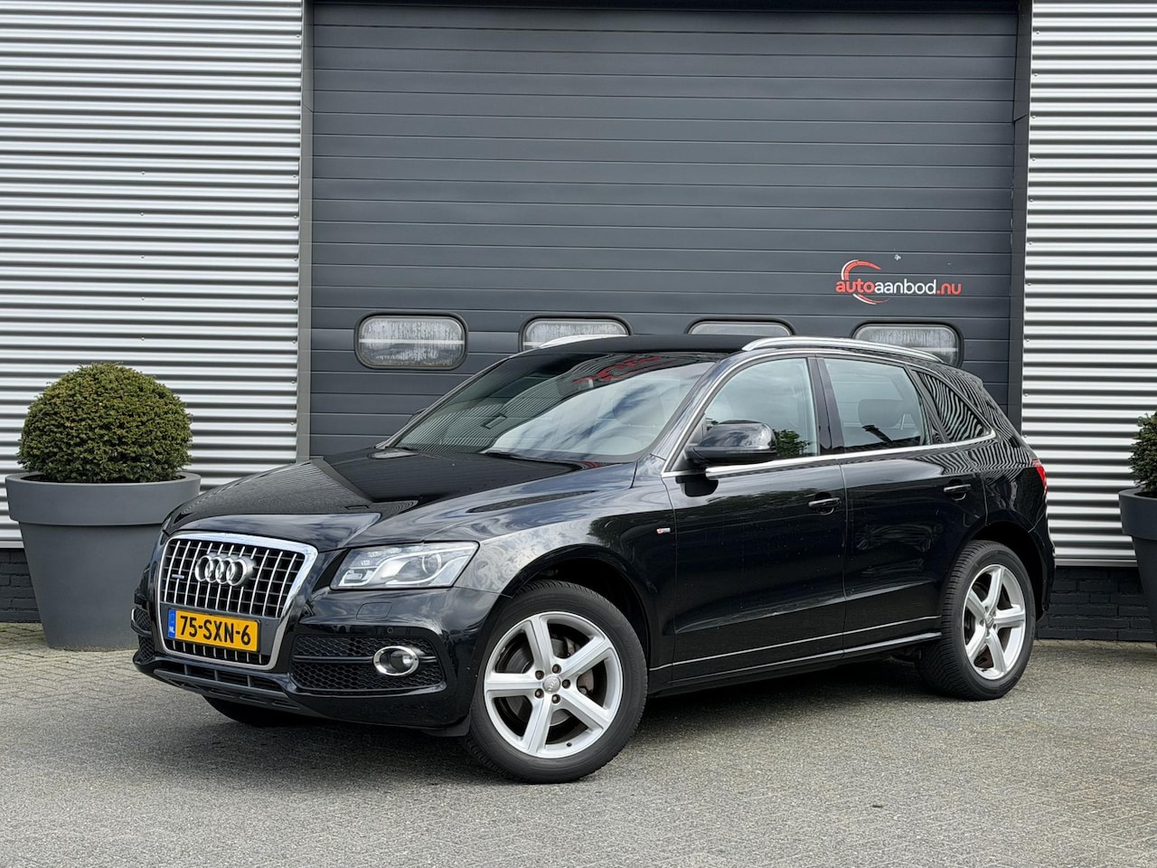 Audi Q5 - 2.0 TFSI quattro S-Line | Bang & Olufsen | Sportstoelen | Navigatie | Parkeersensoren | 19 - AutoWereld.nl