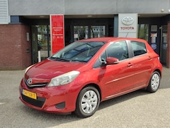Toyota Yaris - 1.3 VVT-i ASPIRATION TREKHAAK CLIMA CRUISE CAMERA EL-RAMEN/SPIEGELS NL-AUTO 1E-EIG