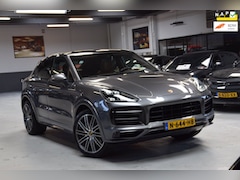 Porsche Cayenne Coupé - 3.0 E-Hybrid Nightvision|Panoramadak|Org.NL|2e Eig.|Nwp.143500