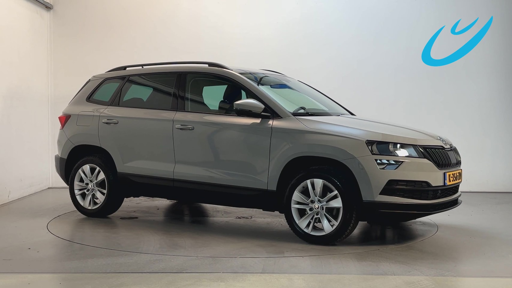 Skoda Karoq - 1.5 TSI 150pk DSG ACT Business Edition Navigatie App-Connect DAB+ Parkeersensoren - AutoWereld.nl