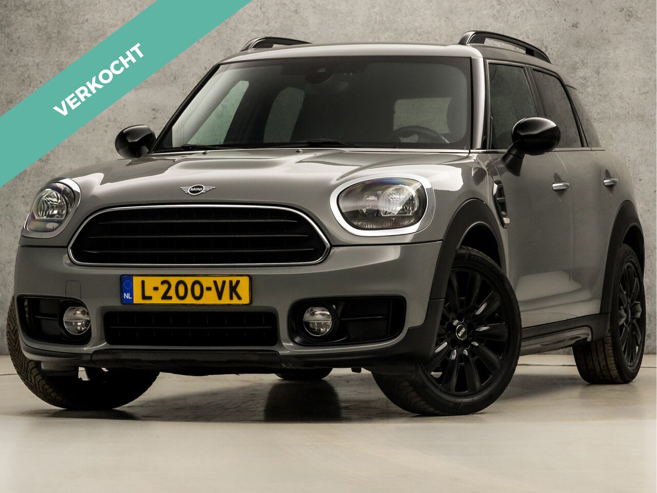 MINI Countryman - Mini 1.5 Sport (APPLE CARPLAY, NAVIGATIE, BRUIN LEDER, JCW SPORTSTUUR, STOELVERWARMING, SF - AutoWereld.nl