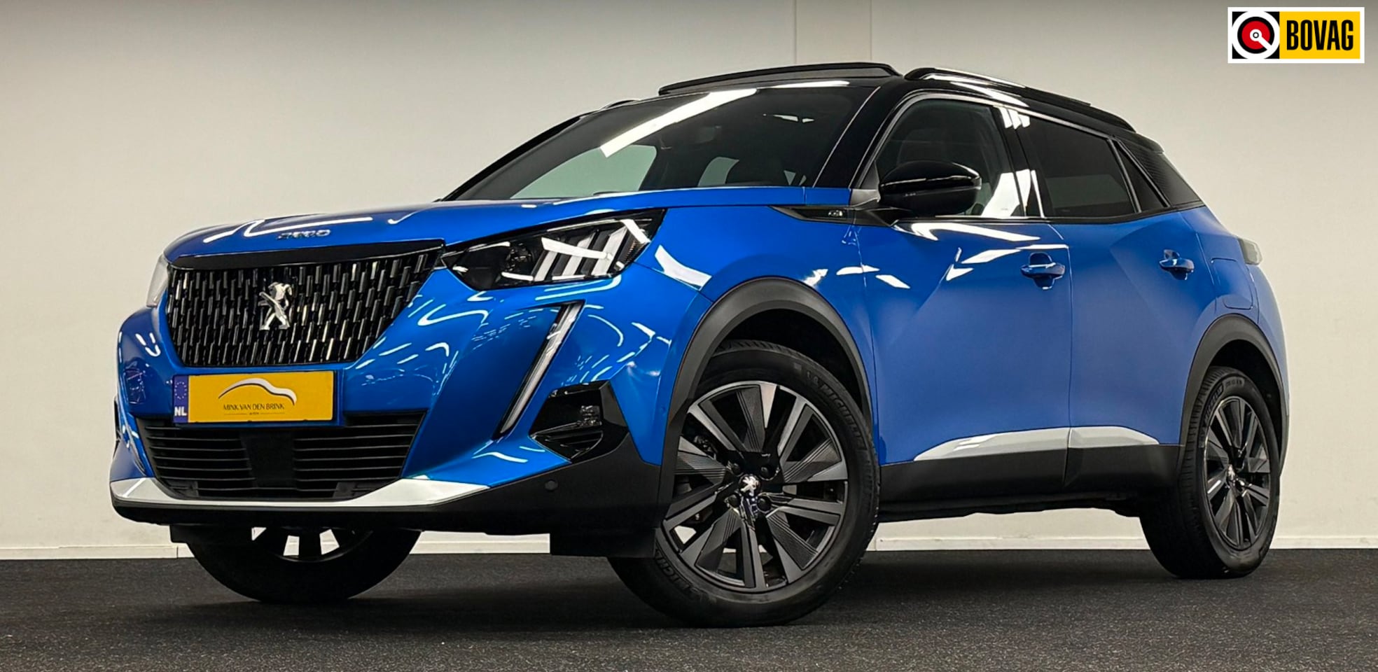 Peugeot 2008 - 1.2 PureTech GT Pack*155PK*Panodak*DigiDisplay*Stoelverw*Carplay - AutoWereld.nl