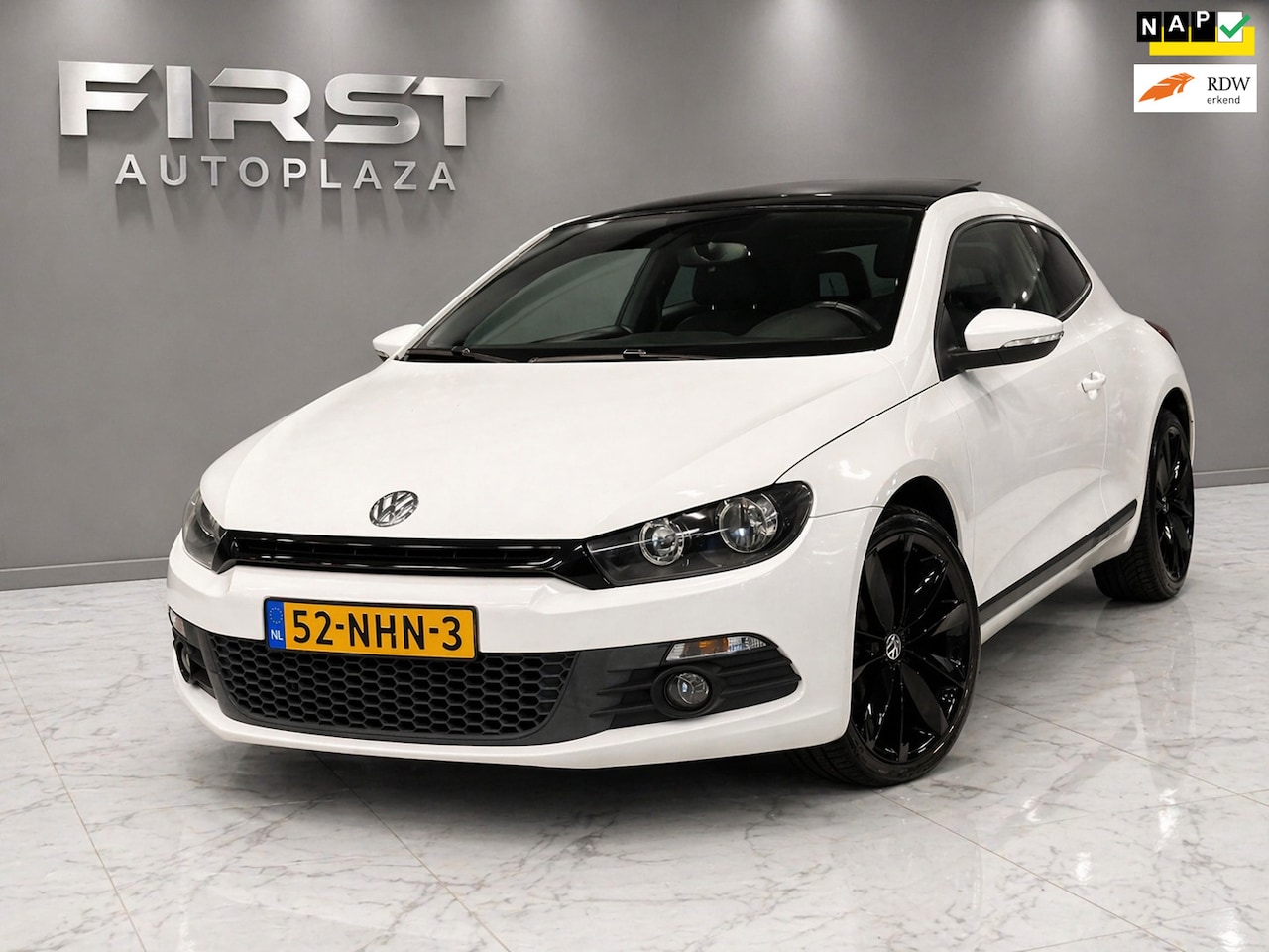 Volkswagen Scirocco - 1.4 TSI Highline Plus AUTOMAAT PANO/LEDER/CRUISE | KEURIGE AUTO ! - AutoWereld.nl