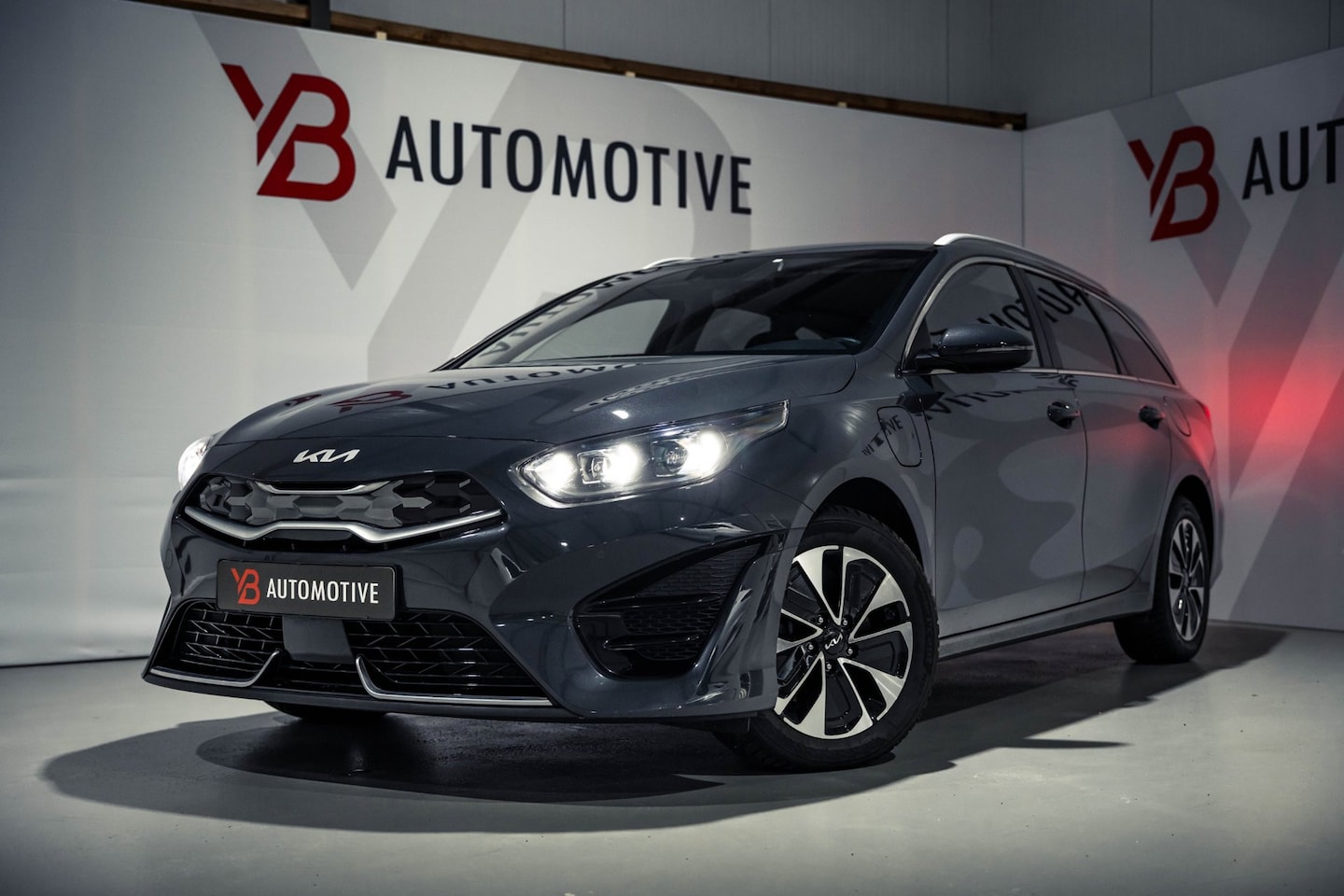 Kia Cee'd Sportswagon - Ceed 1.6 GDI PHEV DynamicPlusLine PLUG-IN-HYBRID - AutoWereld.nl