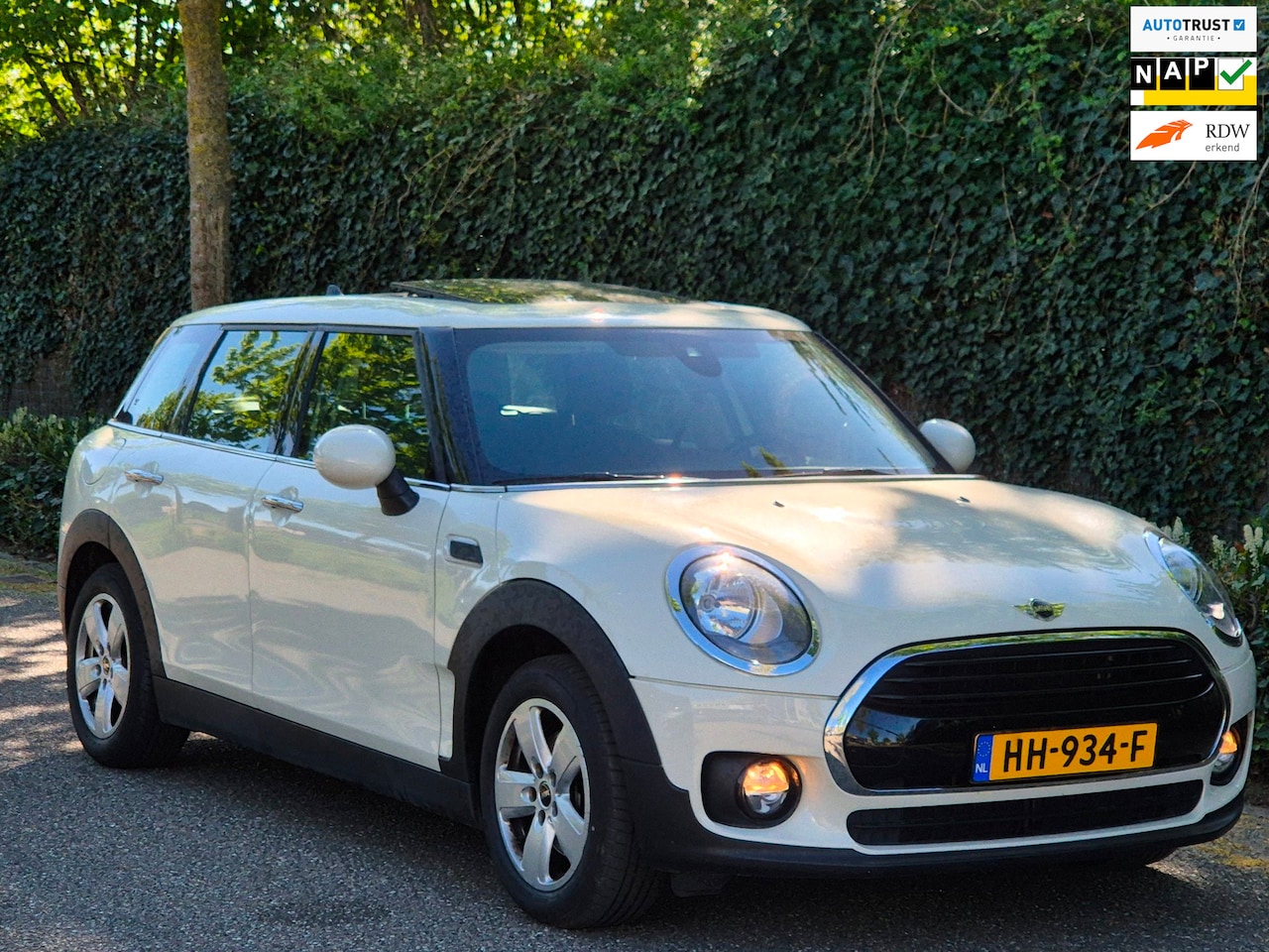 MINI Clubman - Panorama Apple CarPlay Automaat Keyless NL NAP B38 1.5 Cooper - AutoWereld.nl