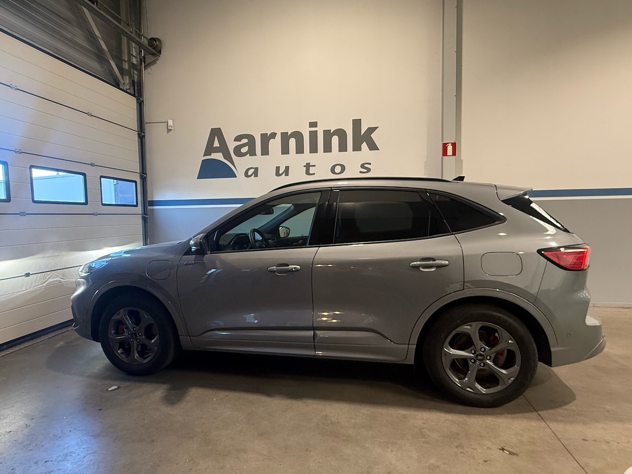 Ford Kuga - 2.5 Phev 225 pk ST-Line X driverpack, techno pack, winterpack, panoramadak, trekhaak, B&O - AutoWereld.nl