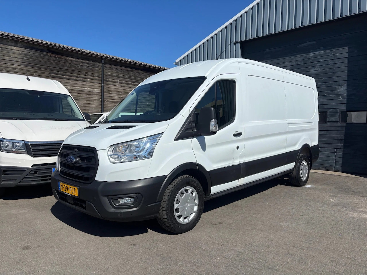 Ford Transit - 2.0 TDCI L2 H2 Automaat Airco Cruisecontrol - AutoWereld.nl