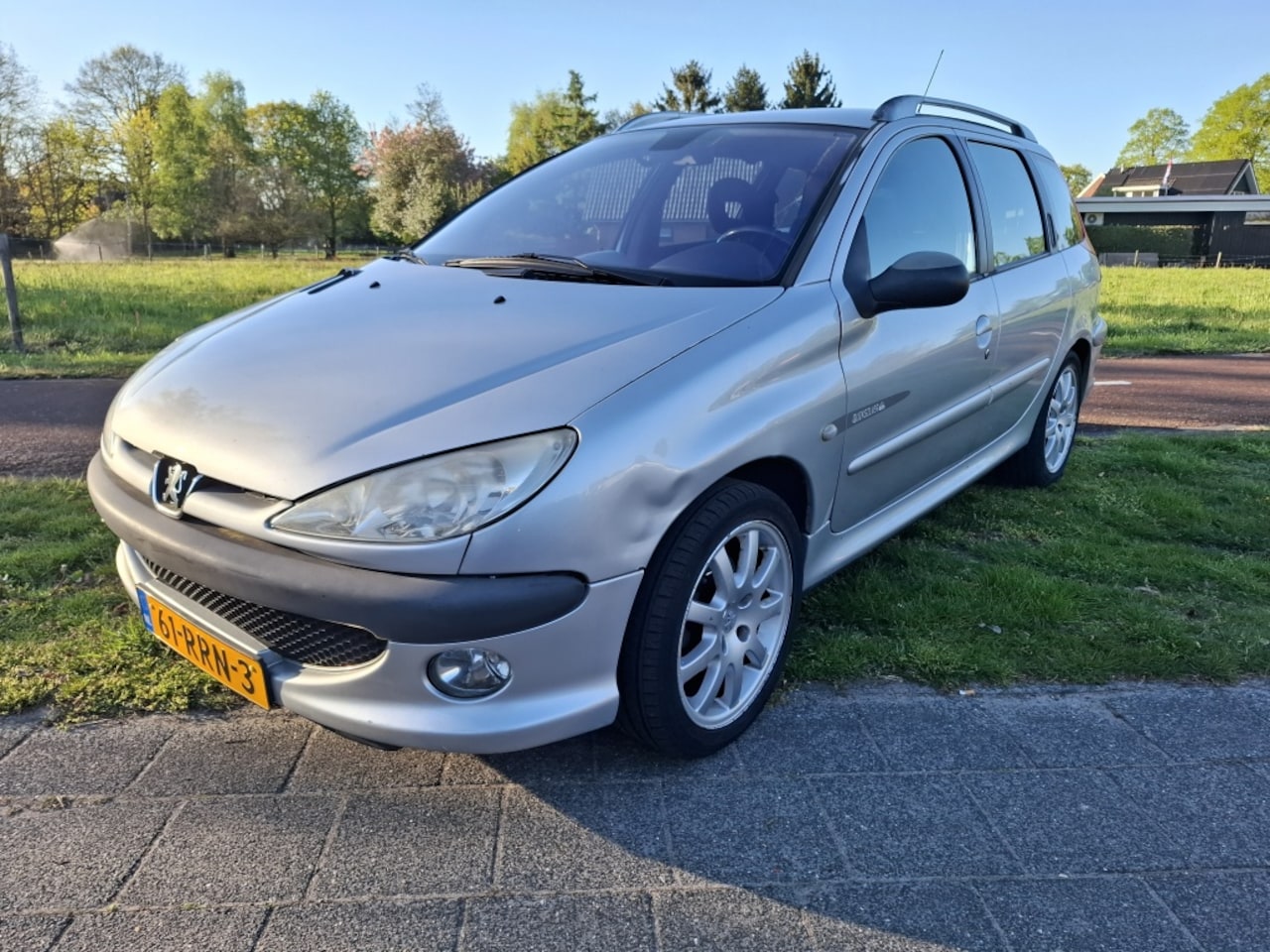 Peugeot 206 SW - 1.6-16V Quiksilver 1.6-16V Quiksilver - AutoWereld.nl