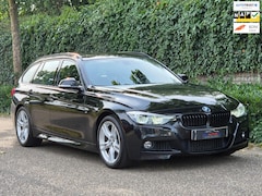 BMW 3-serie Touring - M Sport INCL BTW Apple CarPlay Trekhaak Zwart LED Evo GR Navi 2e eigenaar Breedset M Velge