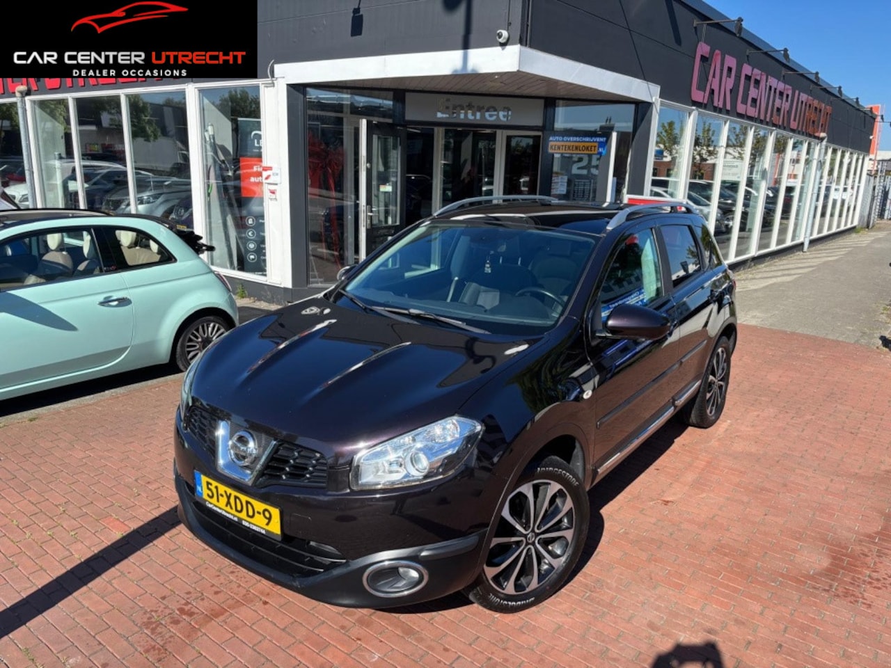 Nissan Qashqai - 1.6 Connect Edition automaat navi airco trekhaak!! - AutoWereld.nl