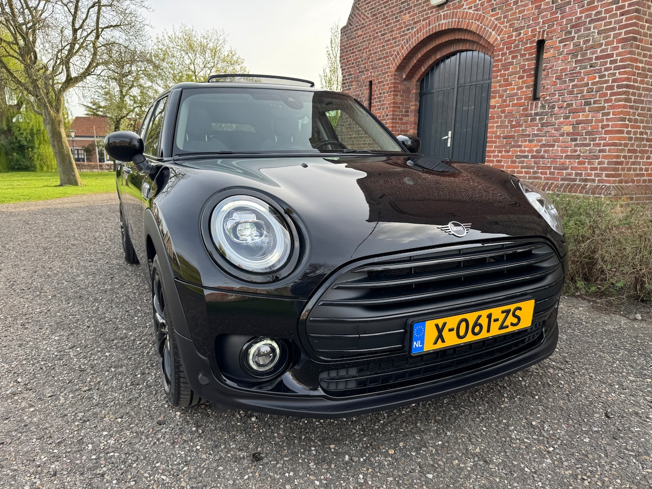 MINI Clubman - 1.5 One Chili Pano LED - AutoWereld.nl