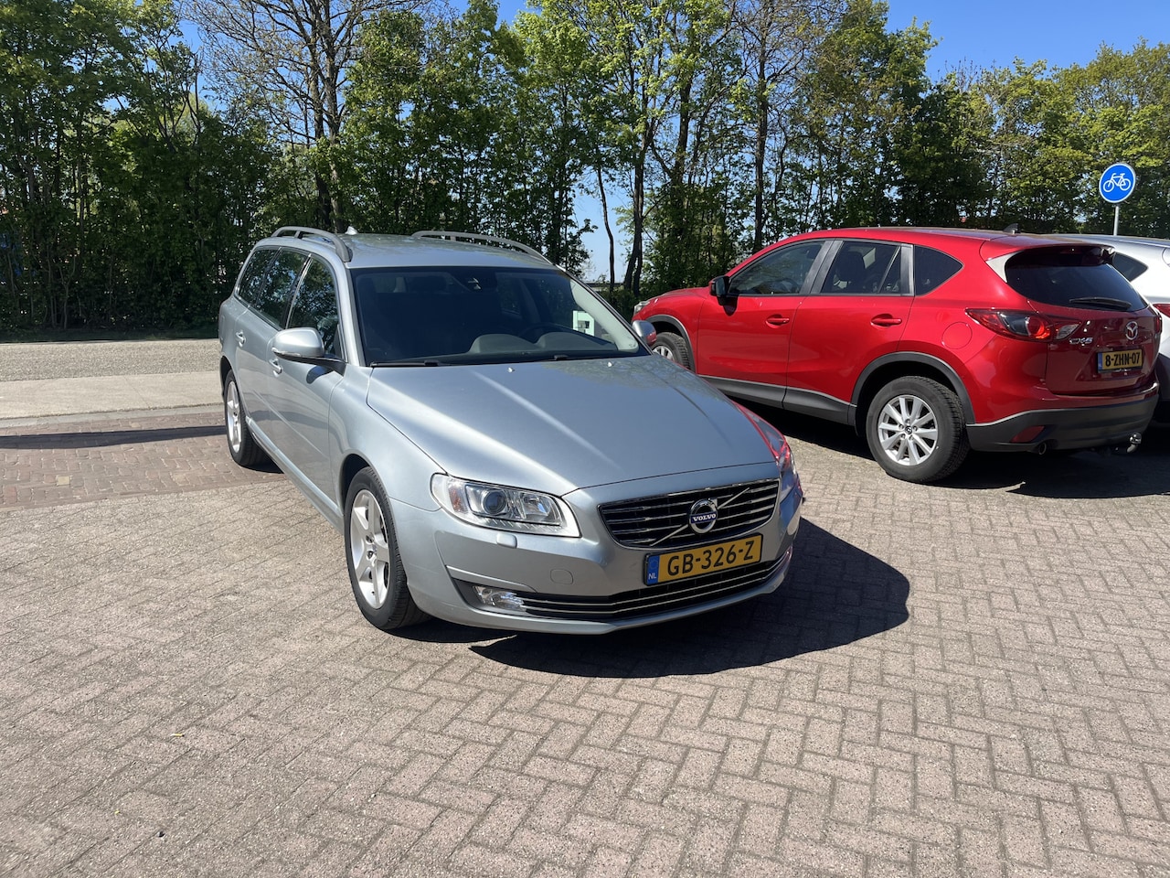 Volvo V70 - 1.6 T4 Nordic+ AUTOMAAT TREKHAAK LEER STOELVERWARMING - AutoWereld.nl