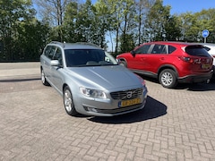 Volvo V70 - 1.6 T4 Nordic+ AUTOMAAT TREKHAAK LEER STOELVERWARMING