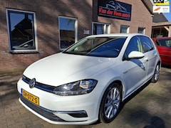 Volkswagen Golf - 1.5 TSI Highline automaat. 100 % onderhouden en in nieuw staat O, a, carplay, navi, pdc, l