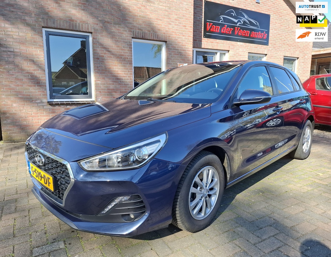 Hyundai i30 - 1.0 T-GDI Comfort. Zeer netjes en luxe o.a: Navi, carplay, cruise, camera, etc. Prijs rijk - AutoWereld.nl