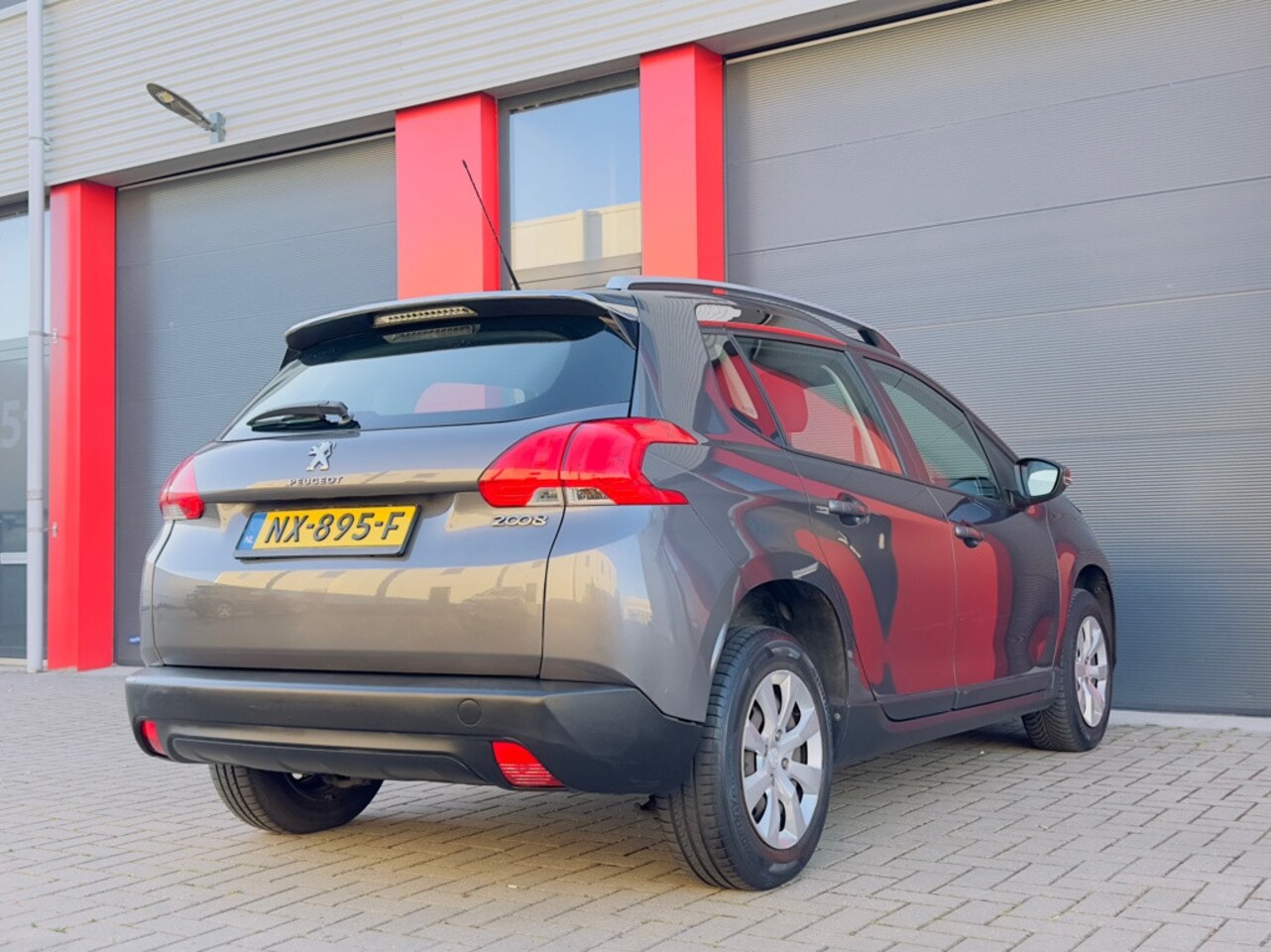 Peugeot 2008 - 1.2 VTi Active 1.2 VTi Active