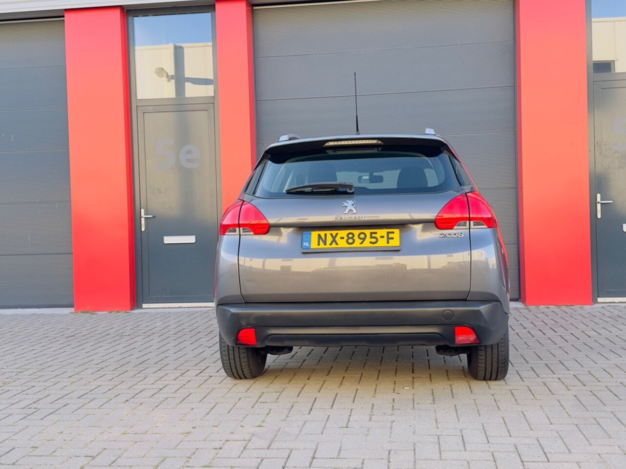 Peugeot 2008 - 1.2 VTi Active 1.2 VTi Active
