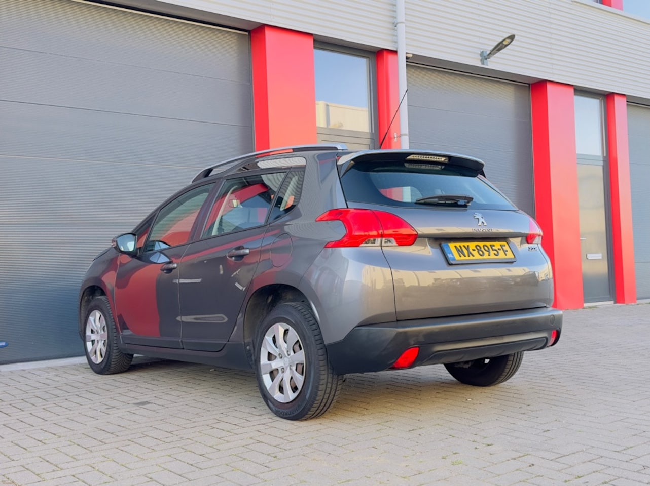 Peugeot 2008 - 1.2 VTi Active 1.2 VTi Active