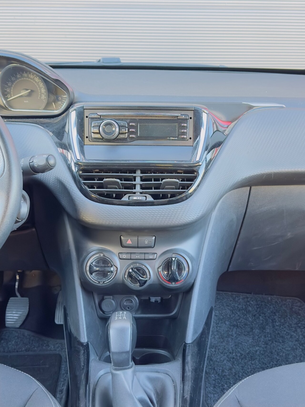 Peugeot 2008 - 1.2 VTi Active 1.2 VTi Active