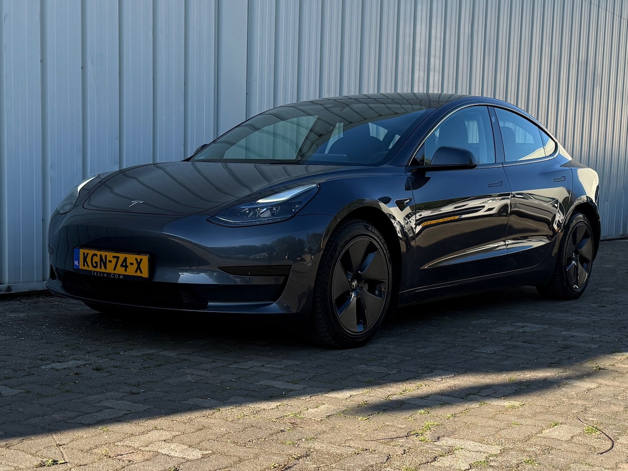Tesla Model 3 - Standard RWD Plus 60 kWh 95 % SoH Autopilot Leder Pano Warmtepomp Grok - AutoWereld.nl