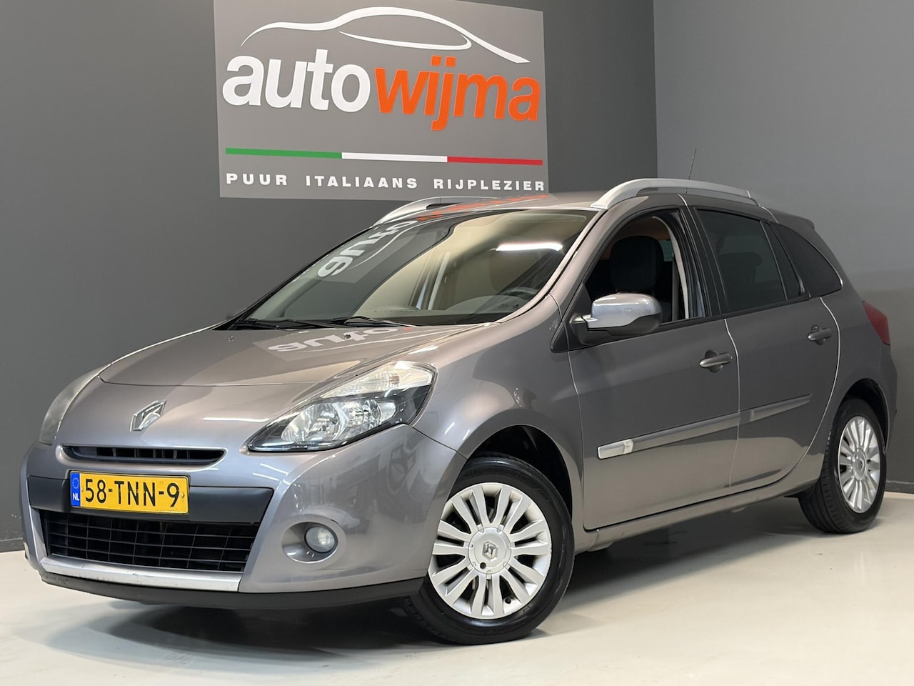 Renault Clio Estate - 1.2-16V Collection Airco, Trekhaak, Cruise control - AutoWereld.nl