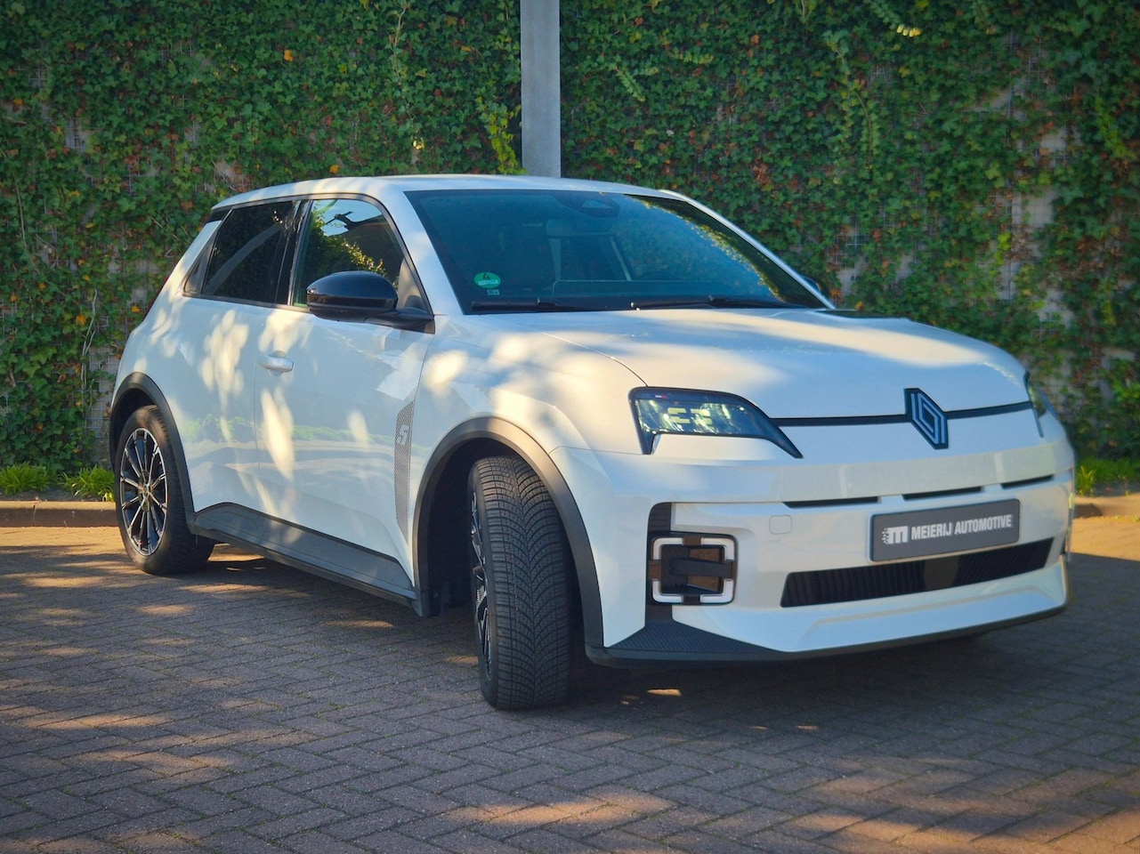 Renault 5 - Comfort range techno 52 kWh - AutoWereld.nl