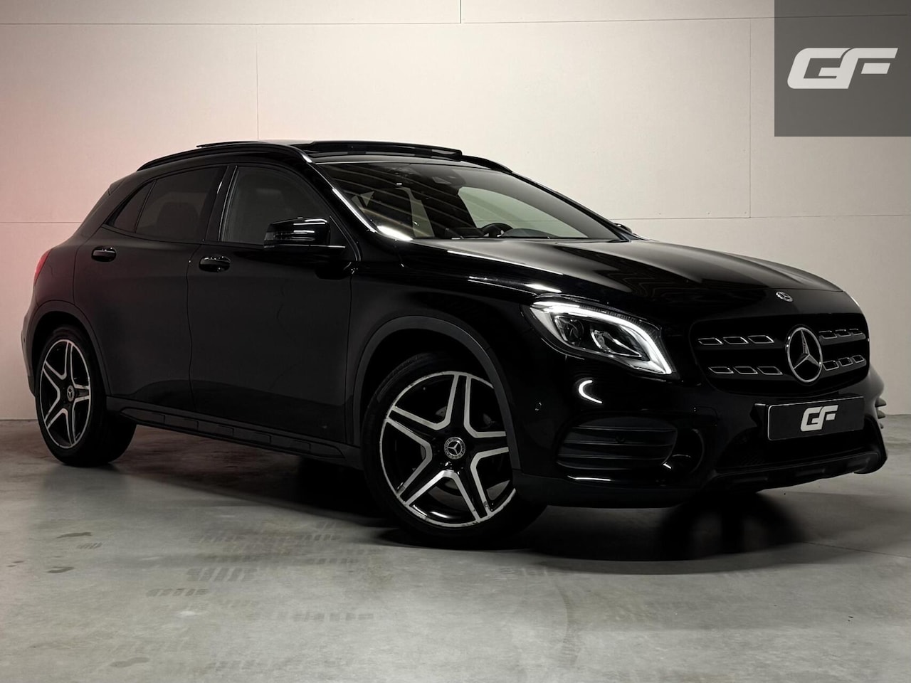 Mercedes-Benz GLA-Klasse - AMG Pano Carplay Navi Cruise Camera - AutoWereld.nl