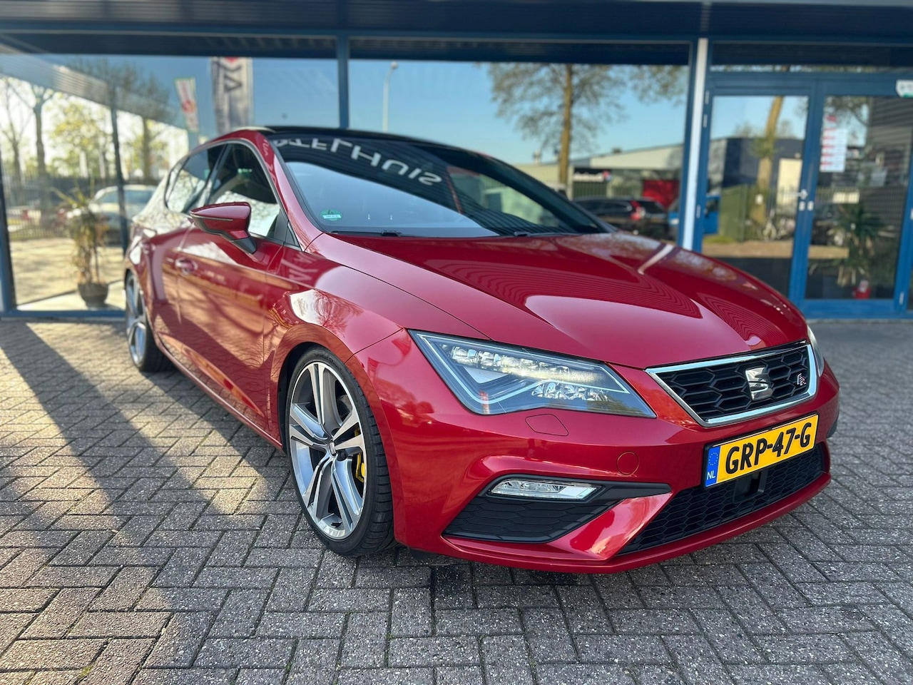 SEAT Leon - 1.8 TSI FR Connect|Camera|Alcantara|Pano|Full-Link