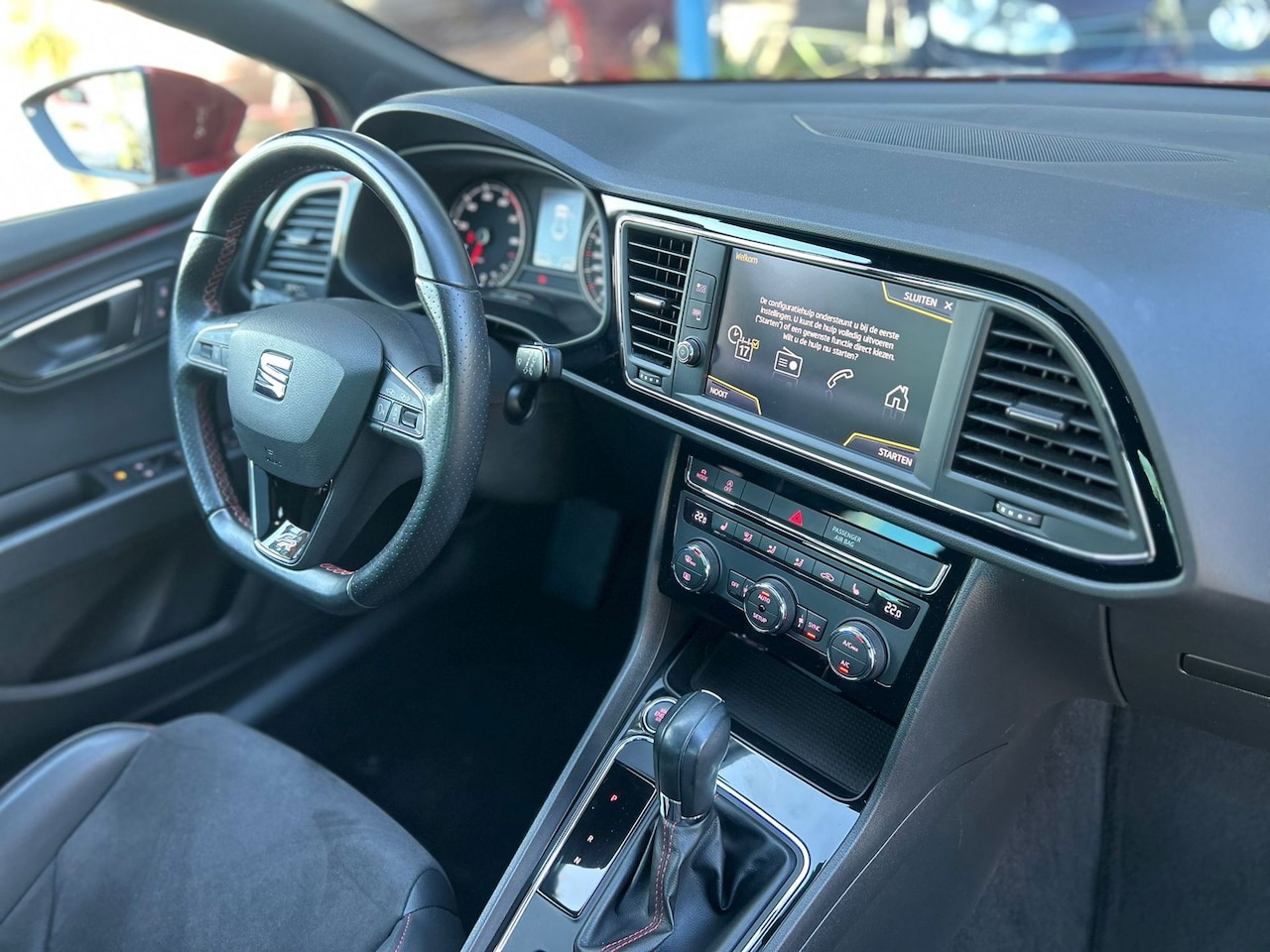 SEAT Leon - 1.8 TSI FR Connect|Camera|Alcantara|Pano|Full-Link